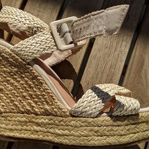 ALDO Strawed Ivory espadrilles US 6